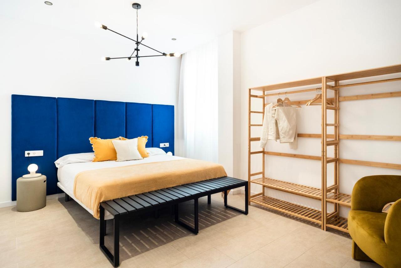 Blanq Marina Suites Валенсия Екстериор снимка
