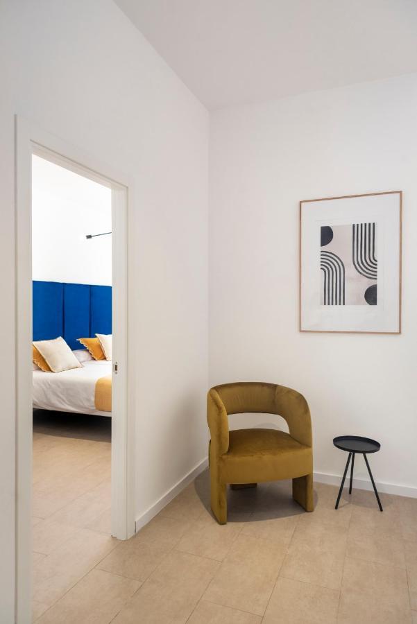 Blanq Marina Suites Валенсия Екстериор снимка
