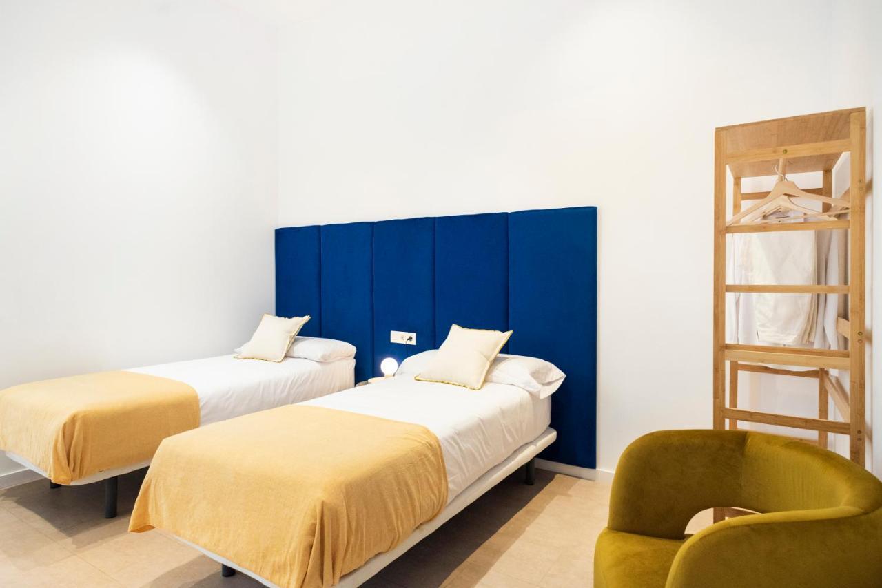 Blanq Marina Suites Валенсия Екстериор снимка