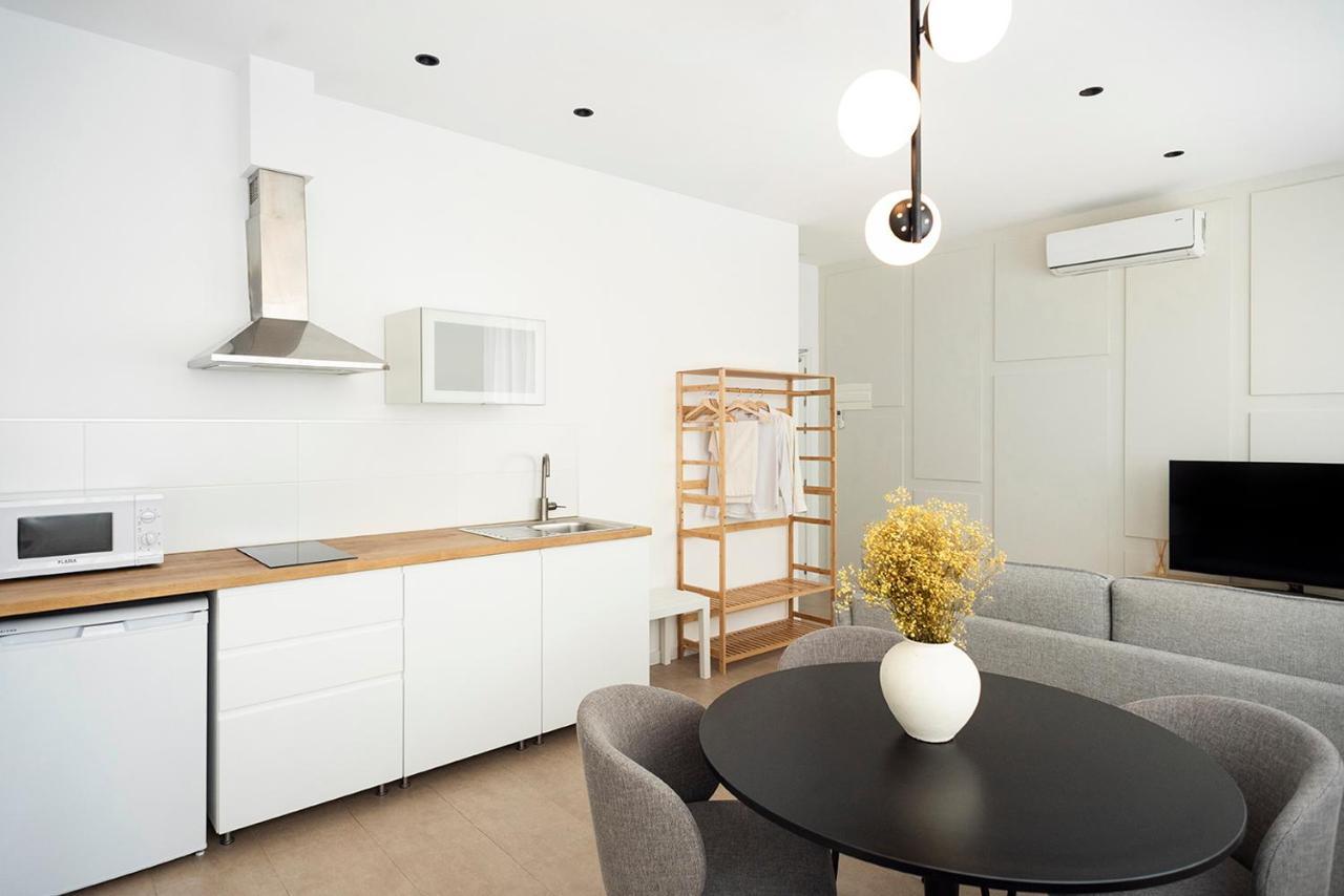Blanq Marina Suites Валенсия Екстериор снимка