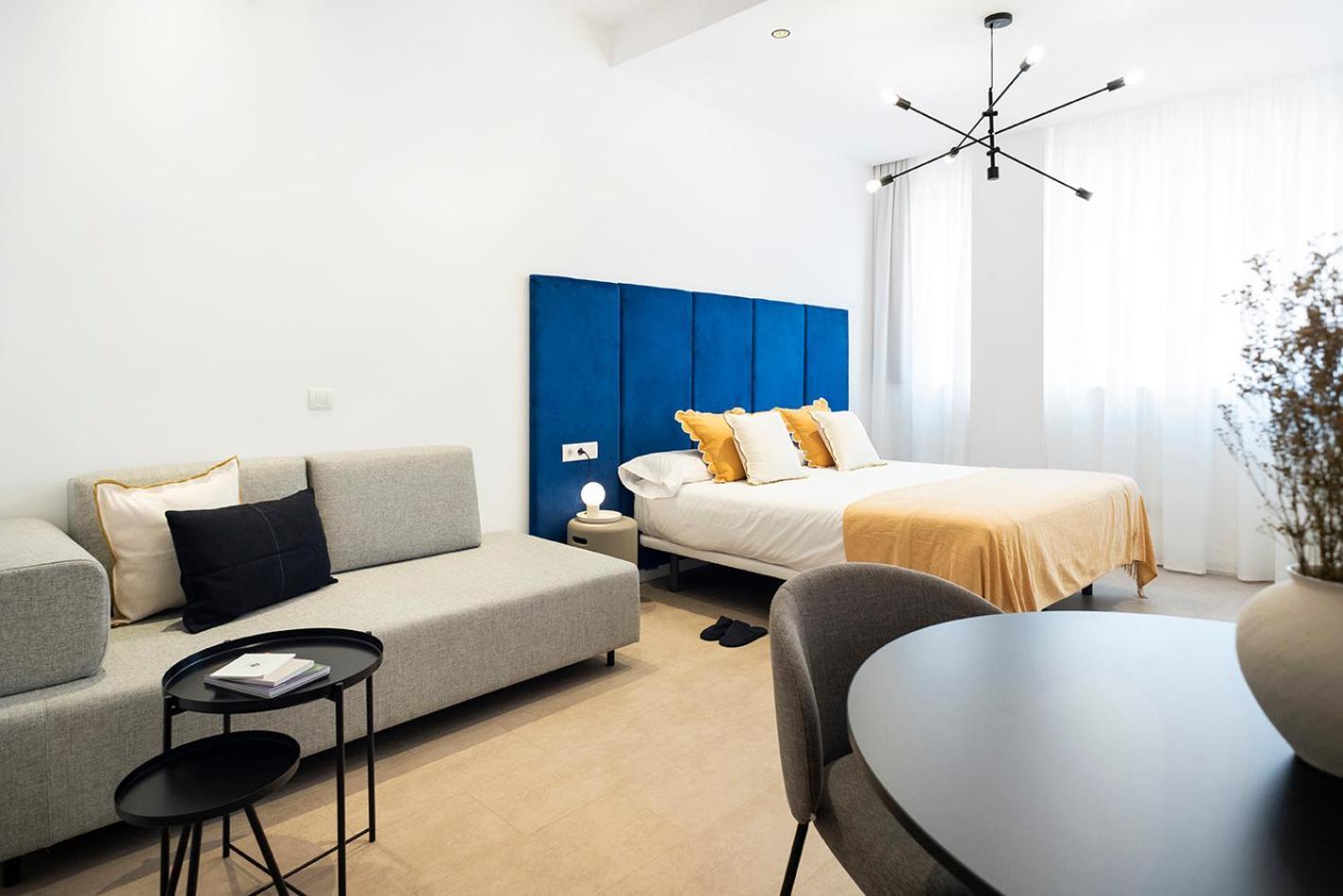 Blanq Marina Suites Валенсия Екстериор снимка