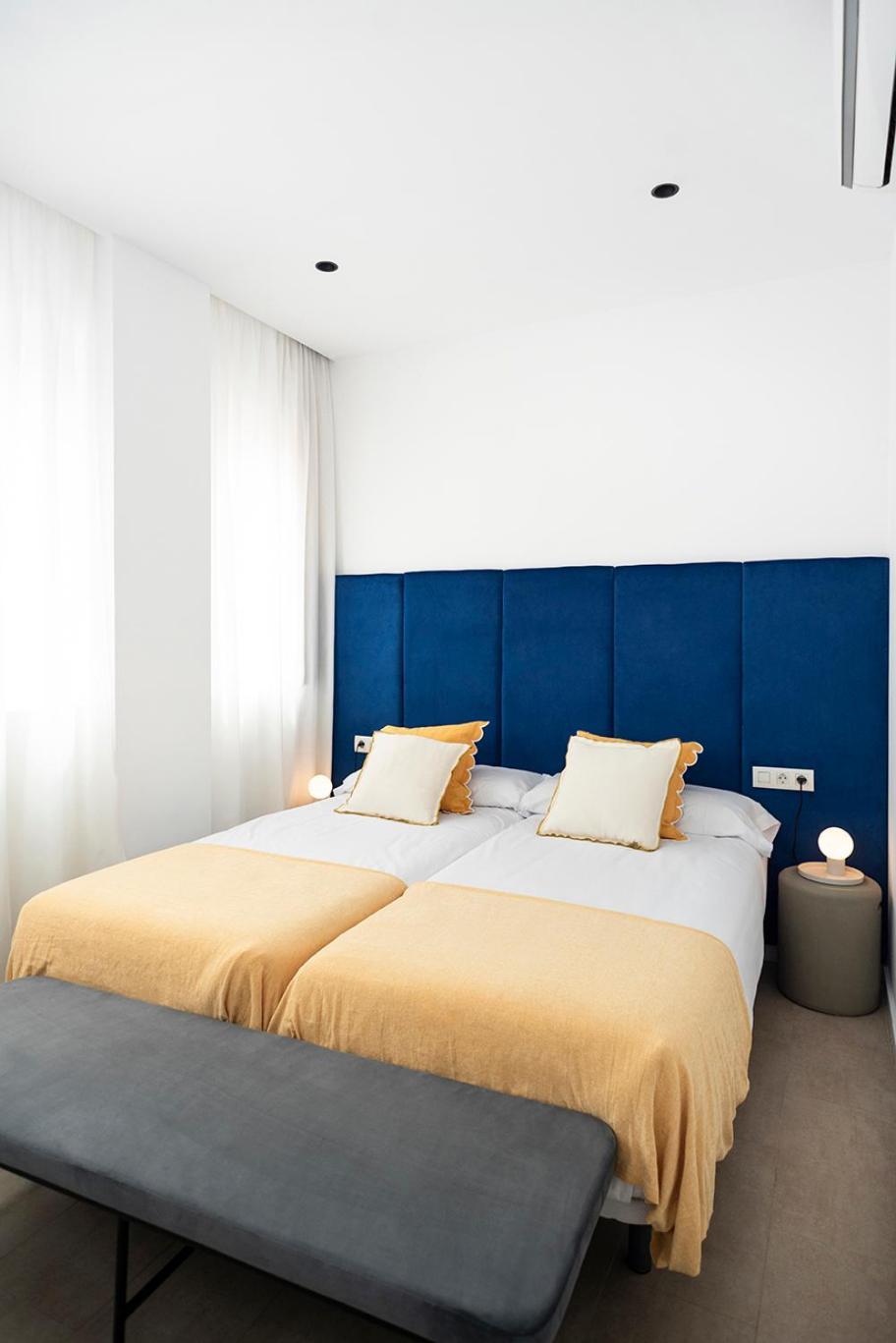 Blanq Marina Suites Валенсия Екстериор снимка