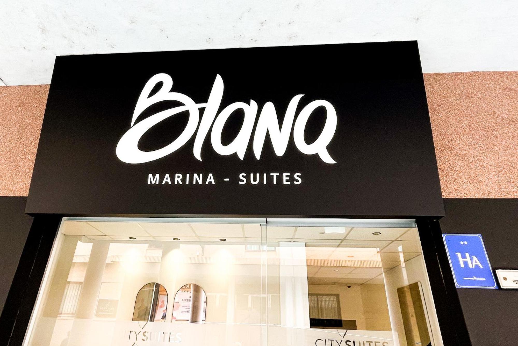 Blanq Marina Suites Валенсия Екстериор снимка