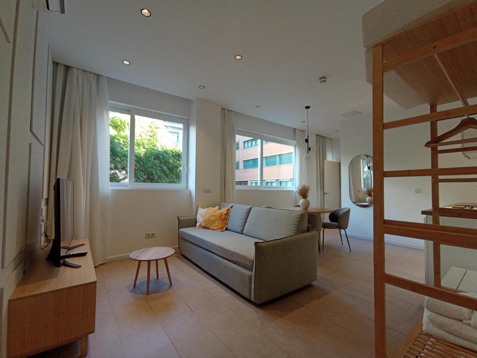 Blanq Marina Suites Валенсия Екстериор снимка