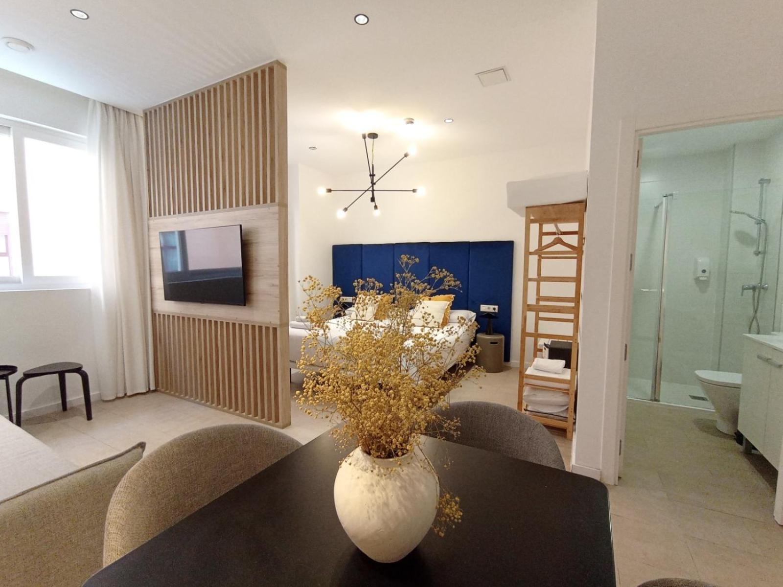 Blanq Marina Suites Валенсия Екстериор снимка
