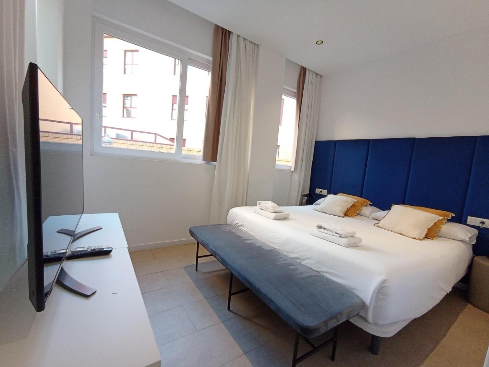 Blanq Marina Suites Валенсия Екстериор снимка